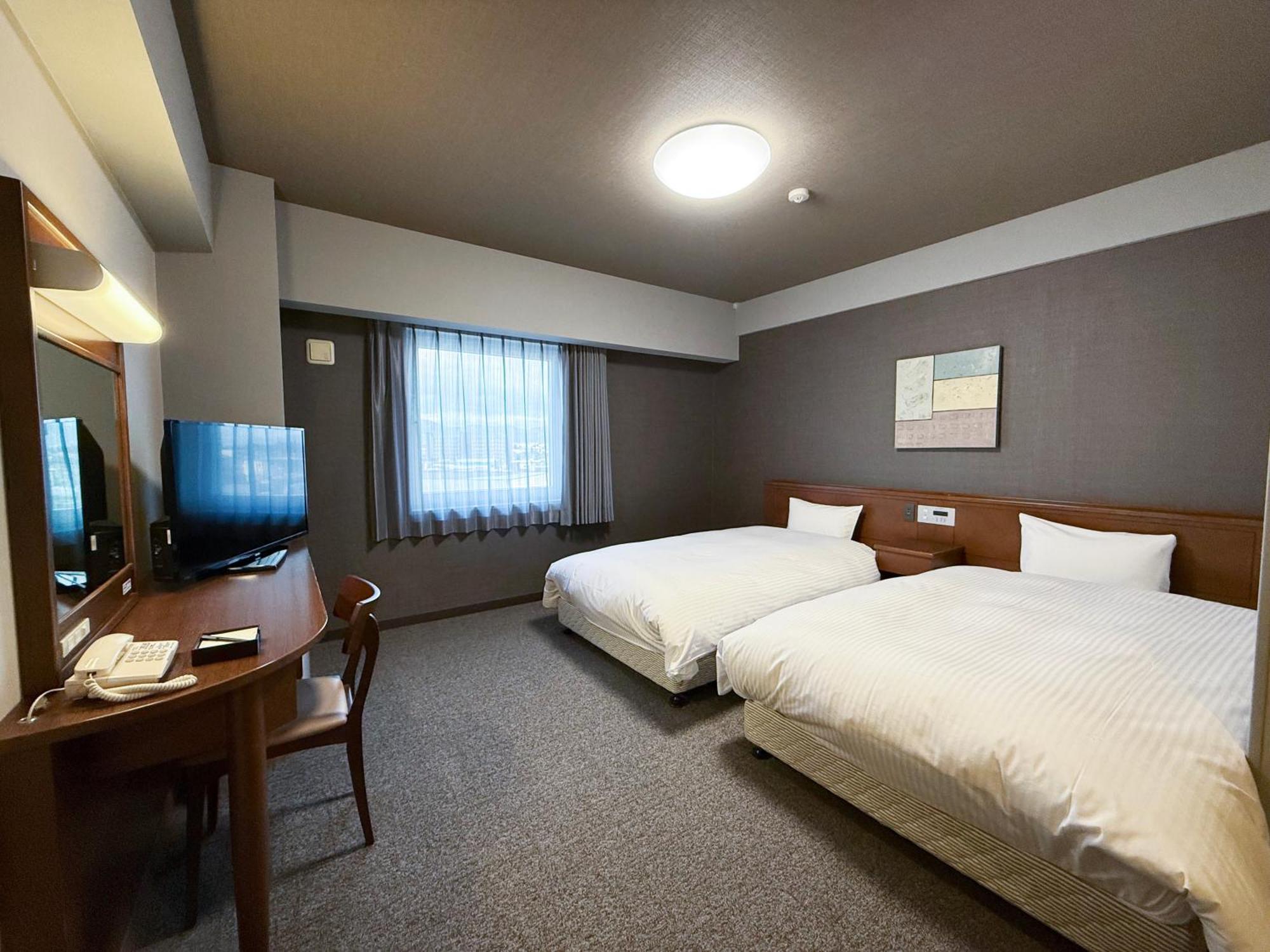 Hotel Route-Inn Omagari Ekimae Daisen  Екстер'єр фото