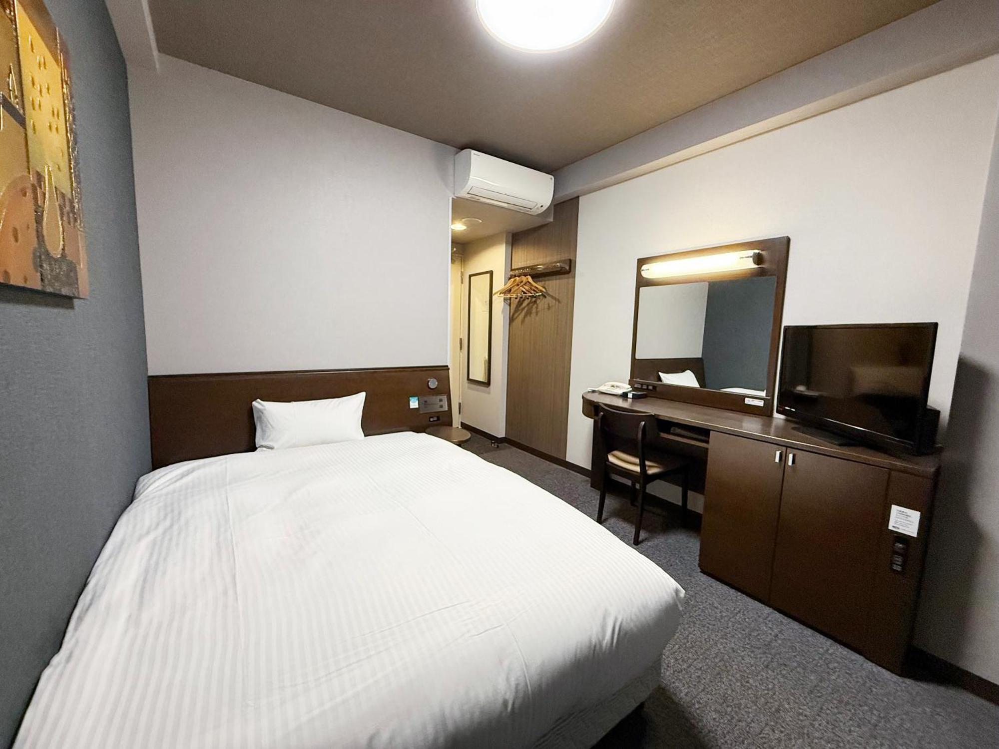 Hotel Route-Inn Omagari Ekimae Daisen  Екстер'єр фото
