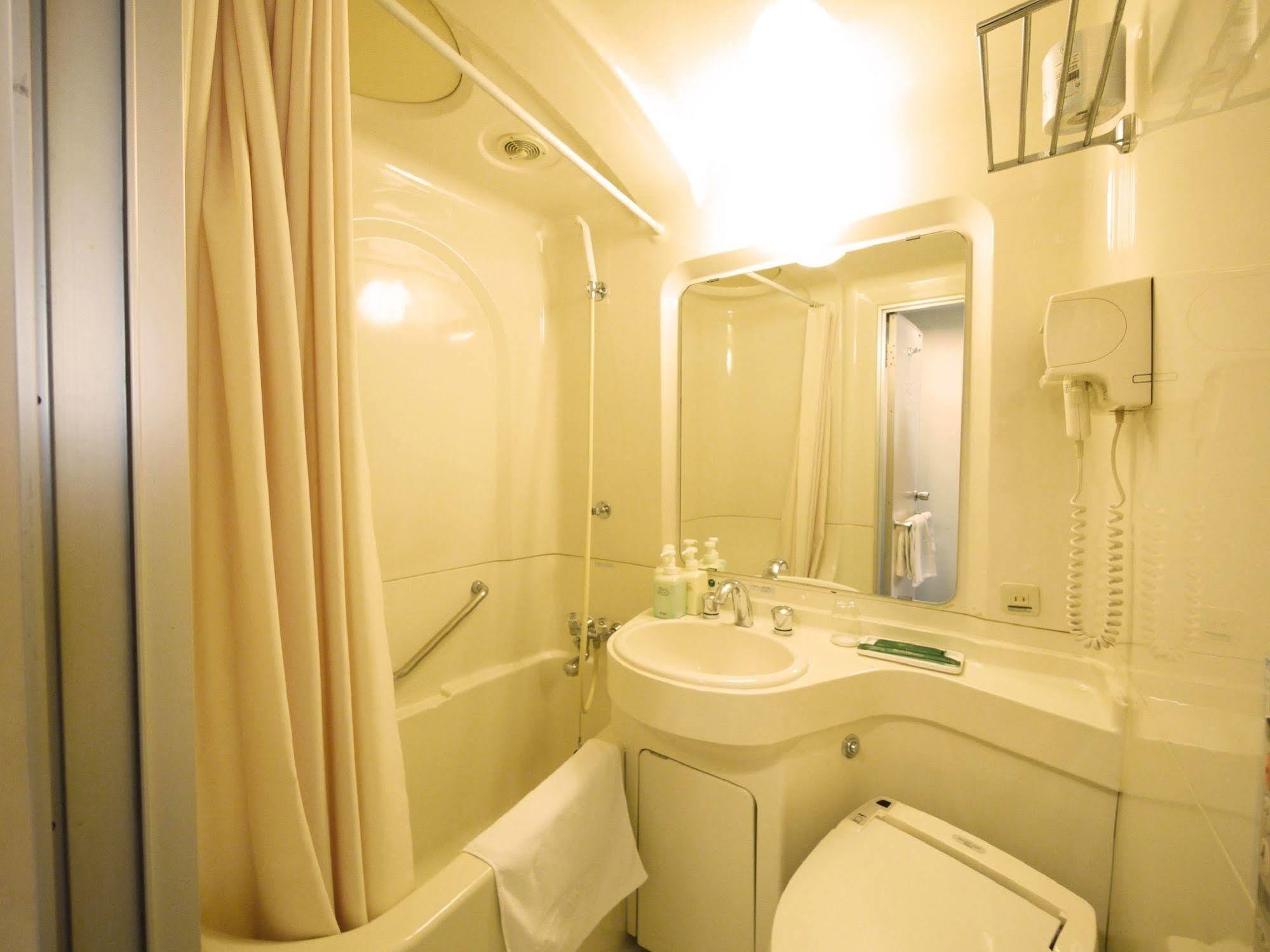 Hotel Route-Inn Omagari Ekimae Daisen  Екстер'єр фото